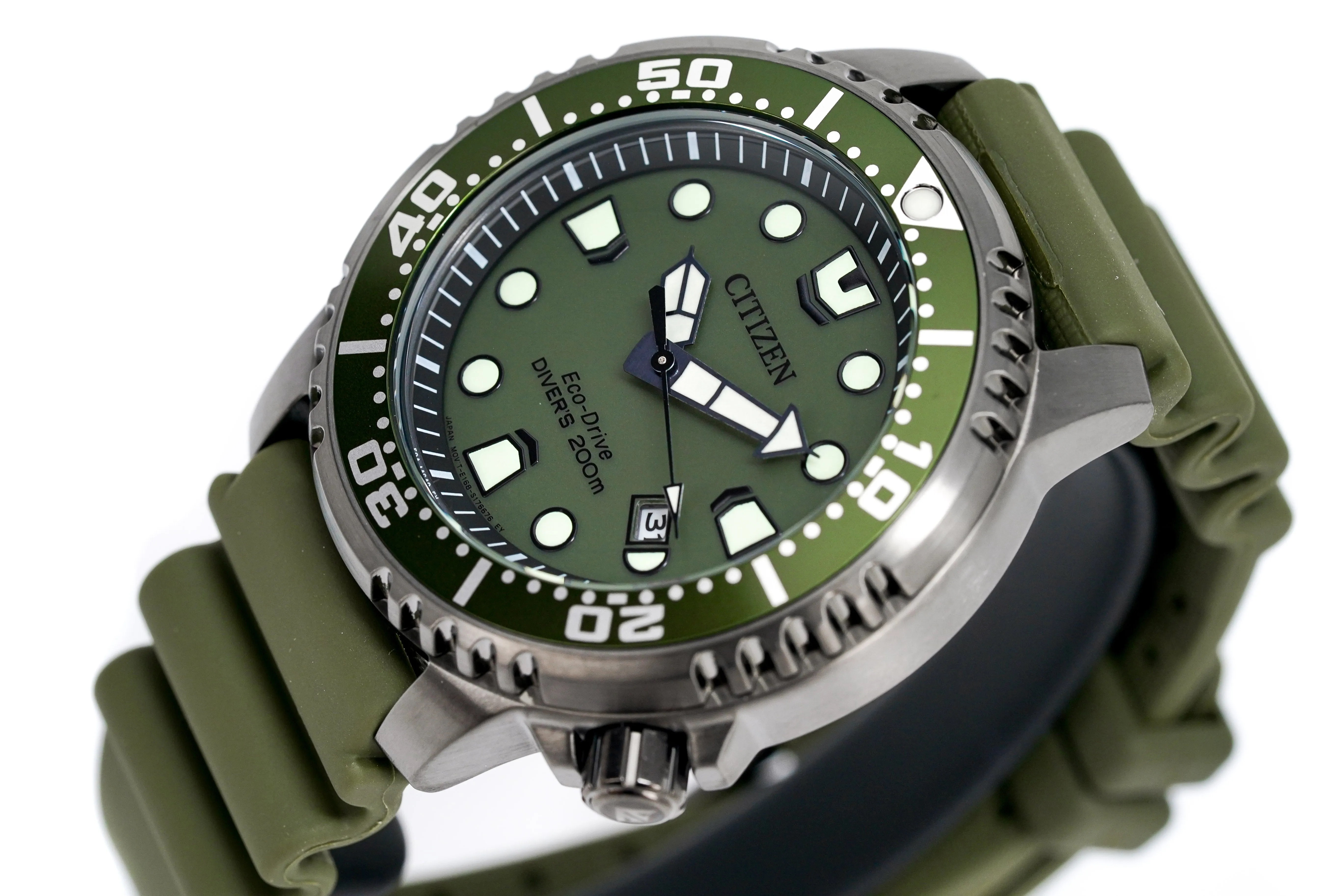 Citizen Men's Watch Eco-Drive Dive Olive Silicone Strap BN0157-11X