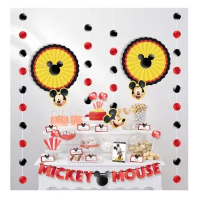 Mickey Mouse Forever buffet decorating kit