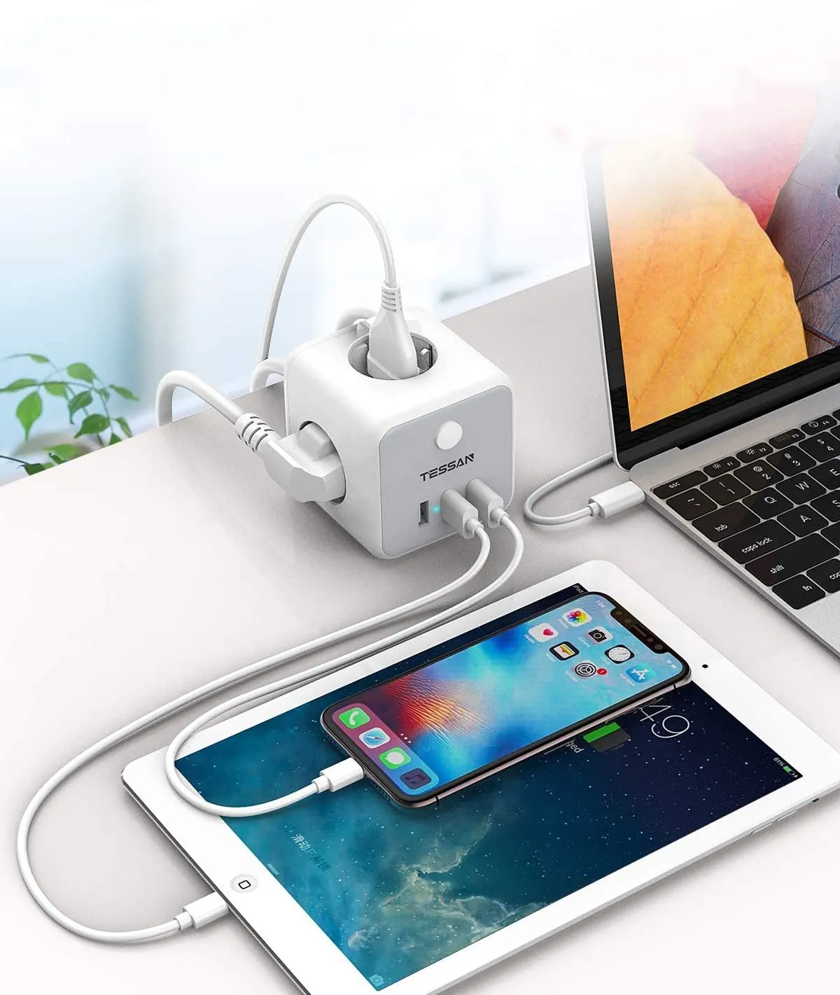 Power Strip  Socket Travel Power Strip with 3 Outlets 3 USB Ports On/Off Switch 1.5m Extension Cord